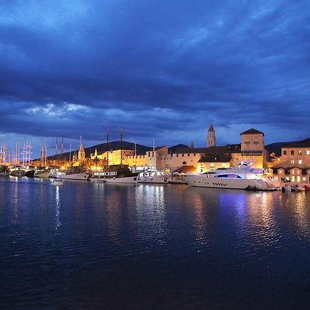 Apartments Villa Macola Trogir Ngoại thất bức ảnh
