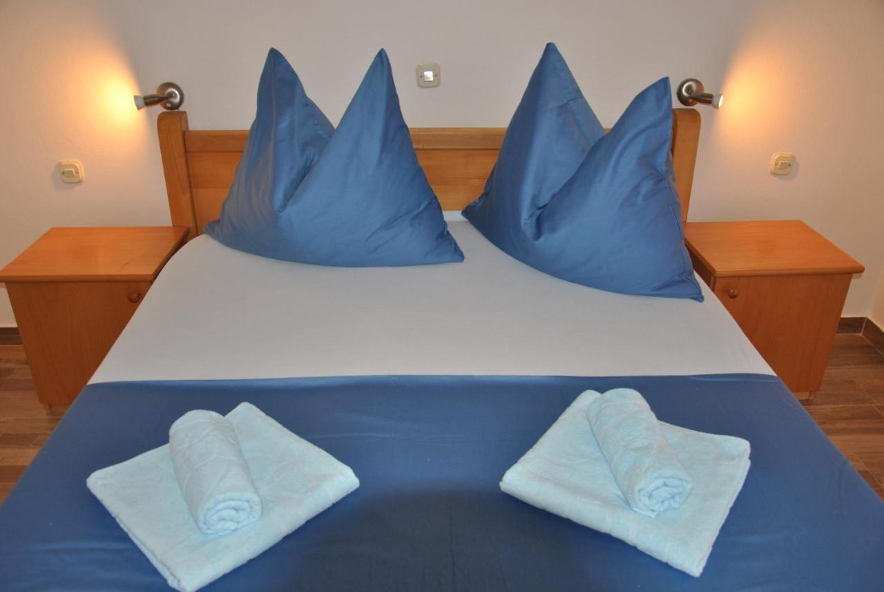 Apartments Villa Macola Trogir Ngoại thất bức ảnh