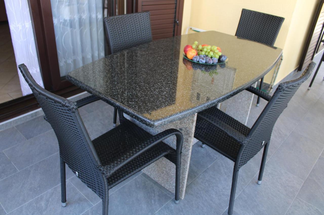 Apartments Villa Macola Trogir Ngoại thất bức ảnh