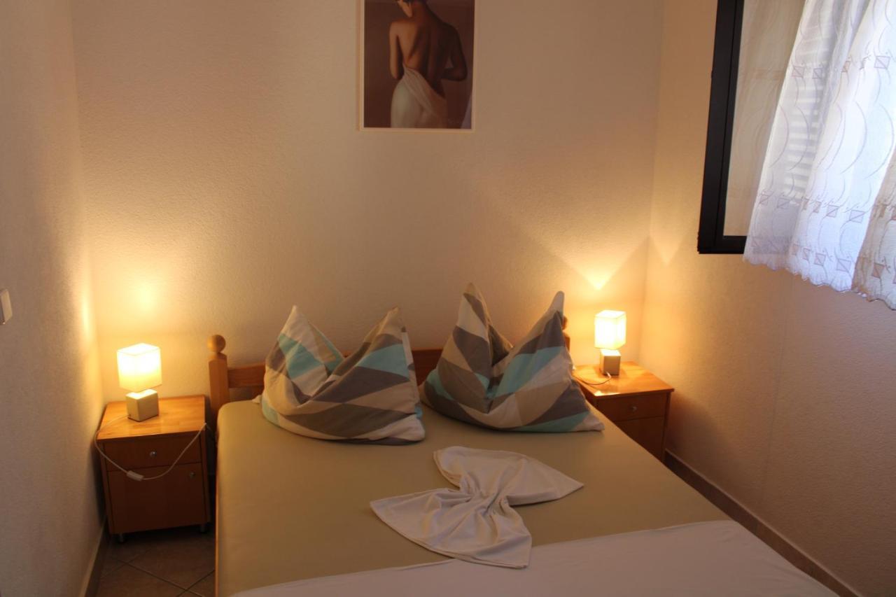 Apartments Villa Macola Trogir Ngoại thất bức ảnh