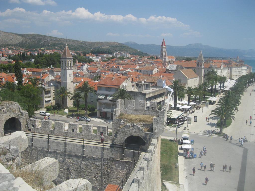 Apartments Villa Macola Trogir Ngoại thất bức ảnh