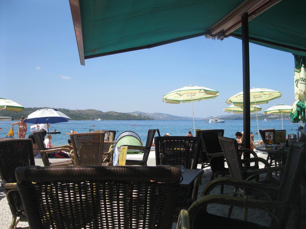 Apartments Villa Macola Trogir Ngoại thất bức ảnh