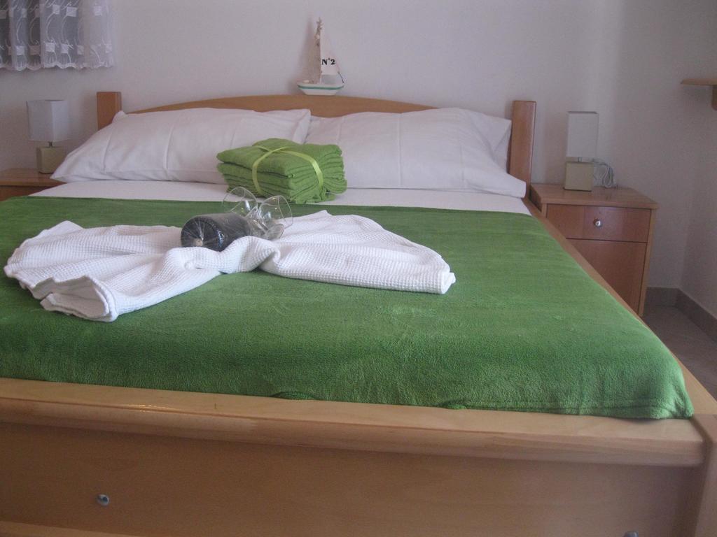 Apartments Villa Macola Trogir Ngoại thất bức ảnh