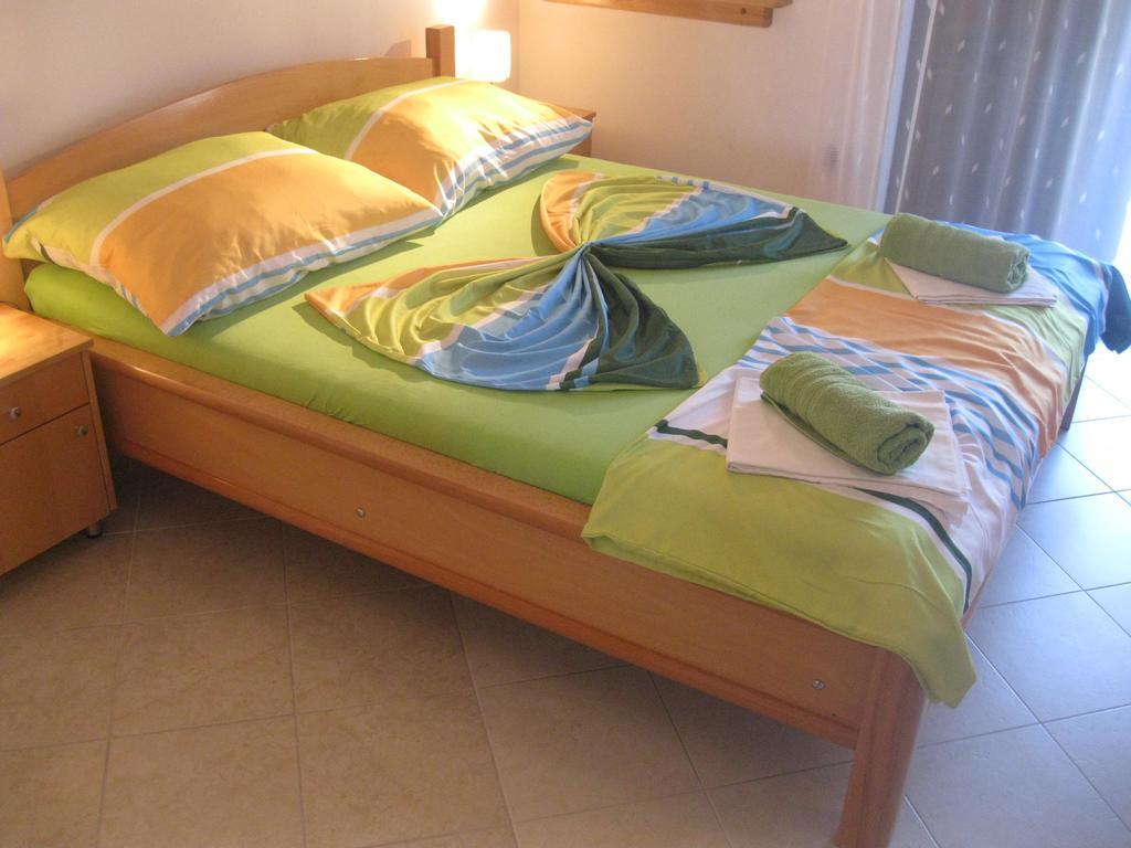 Apartments Villa Macola Trogir Ngoại thất bức ảnh
