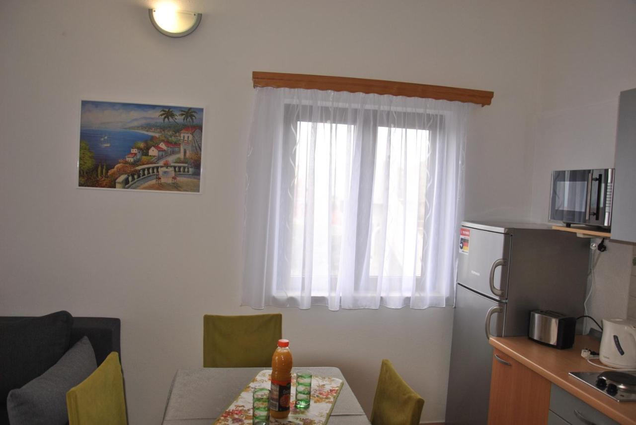 Apartments Villa Macola Trogir Ngoại thất bức ảnh